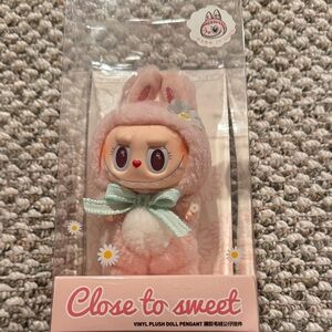 POPMART Mokoko Close to Sweet Plush Doll Pendant NEW in box